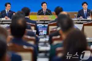 이재명 대통령, 재외동포 차별 금지 및 우편전자투표 추진 지시