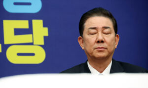 박주민 저 같으면 당에 부담 안 주는 방향 고민할 것 김병기 사퇴 논란