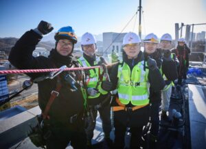 연말을 맞아 SKT, 통신 현장 점검 강화