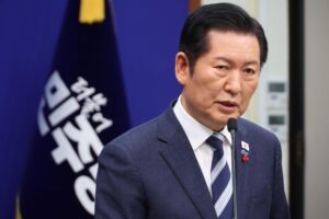 정청래 사태 심각하게 지켜봐원내대표 곧 입장 발표할 것