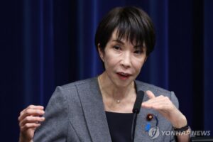 다카이치 총리 핵잠수함 도입 가능성 시사