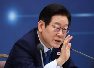 방위산업 부정부패 위험 경고, 린다 김 언급