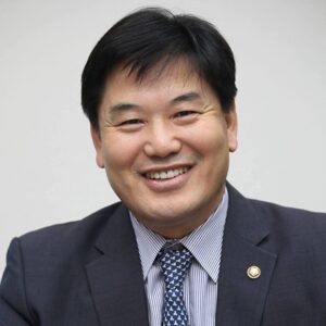 대구시장 출마 5명, 무주공산에 대응