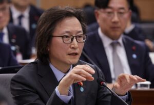 주병기 공정위원장 쿠팡 영업정지 가능성 열어놔