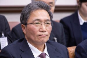 이학재 사장, 외화 반출 단속 업무 소관을 반박