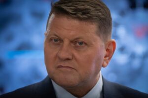 잘루즈니 전 총사령관 대선에서 젤렌스키에 64% 대 36%