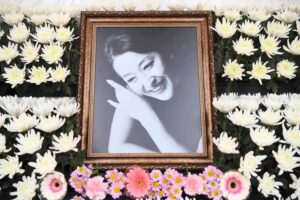 윤석화 배우 21일 대학로에서 노제