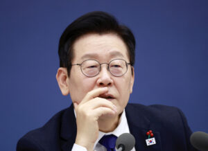 이재명 대통령 청와대 이전으로 용역 노동자 고용 보장 촉구